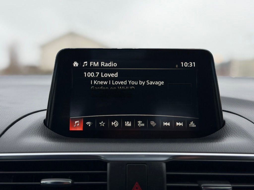 Used 2018 MAZDA MAZDA3 Grand Touring FWD image 35