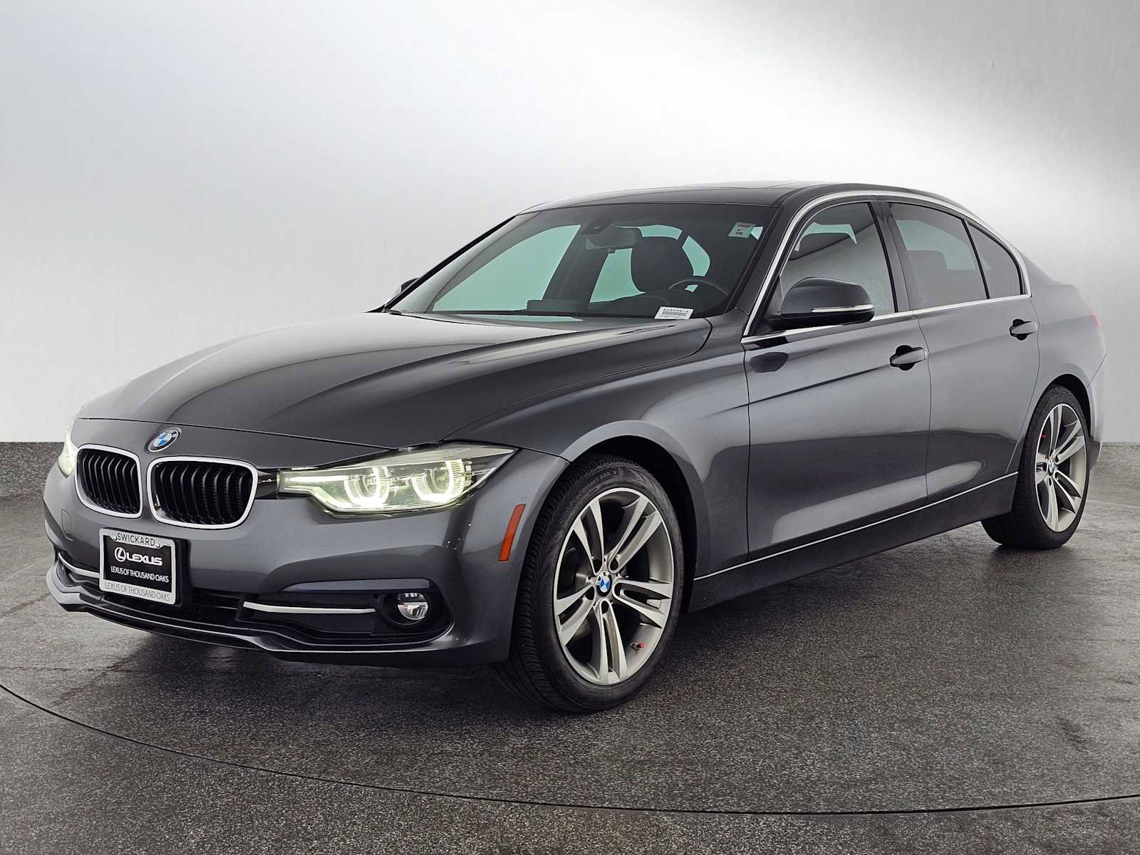 Used 2018 BMW 328d Sedan image 3