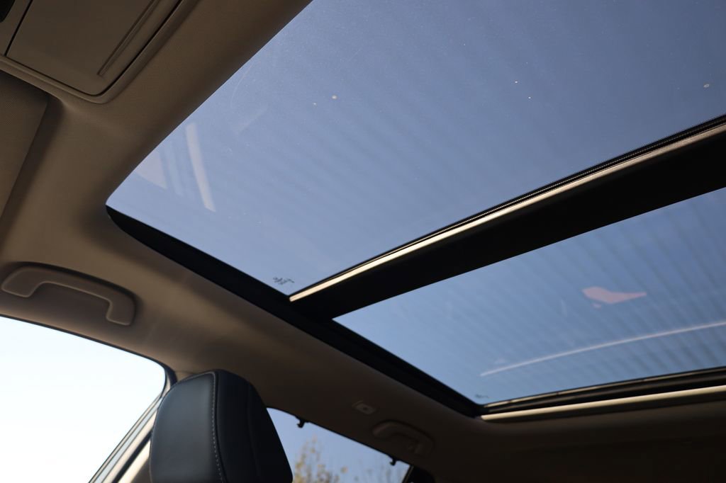 New 2025 Honda Pilot Touring image 26