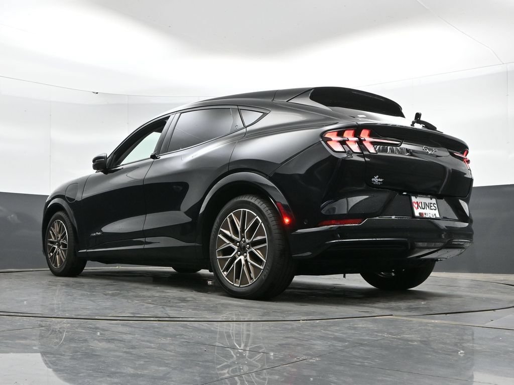 Used 2024 Ford Mustang Mach-E Premium AWD/4WD image 47