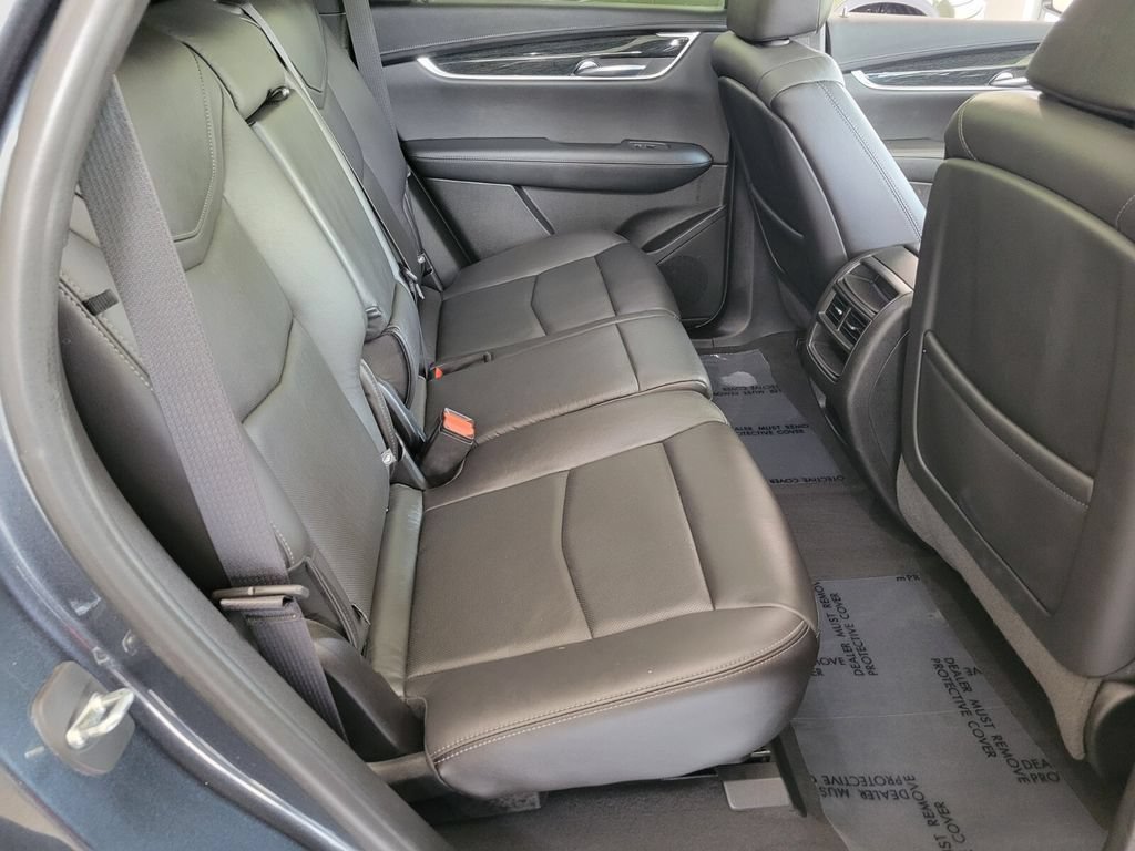 Used 2020 Cadillac XT5 Premium Luxury w/ LPO, Floor Liner Package AWD/4WD image 14