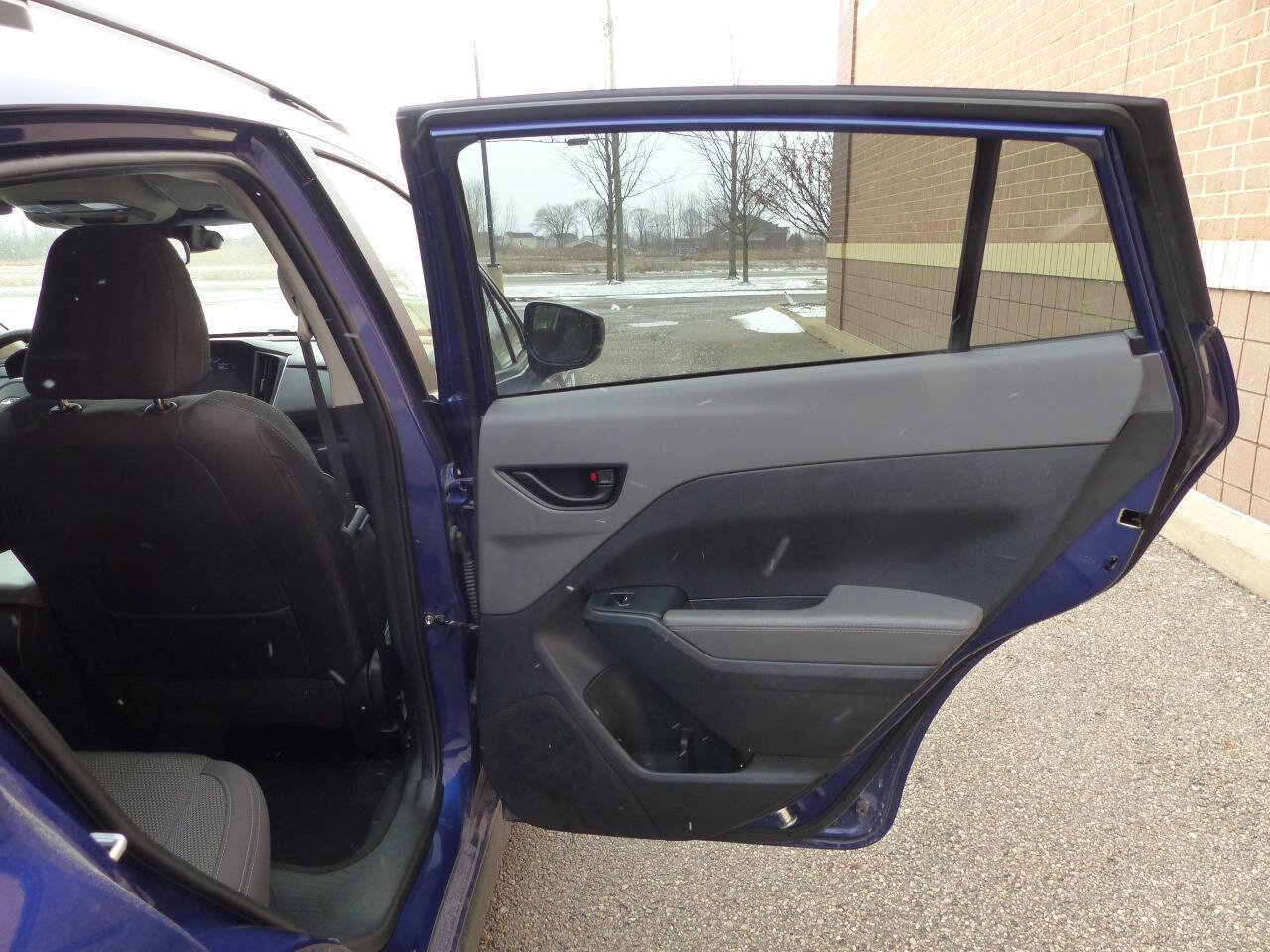 Used 2024 Subaru Crosstrek 2.0i Premium AWD/4WD image 35