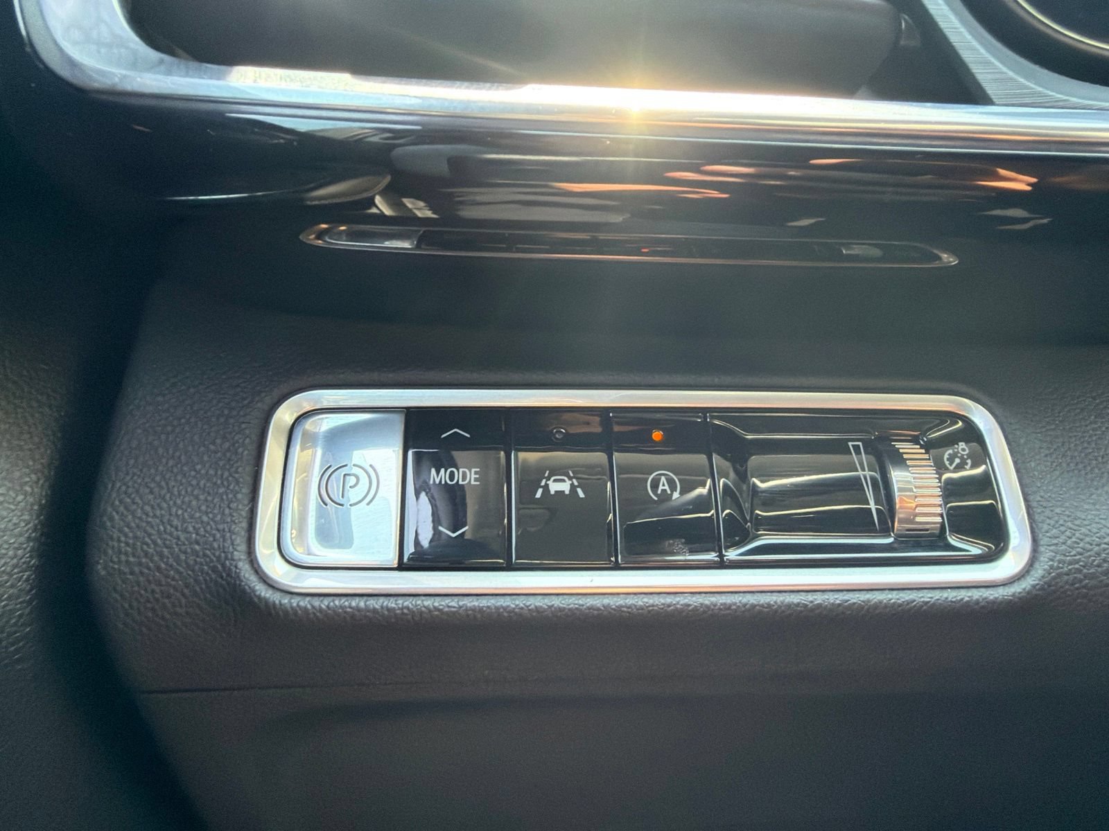 Used 2024 Buick Envision Preferred AWD/4WD image 19