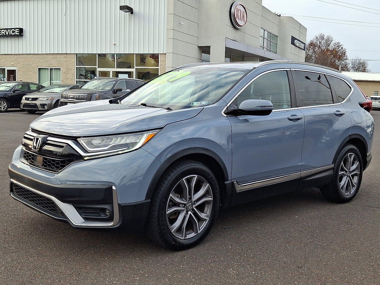 Used 2020 Honda CR-V Touring image 3