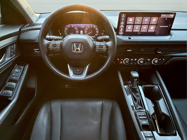 Used 2025 Honda Accord Touring image 14
