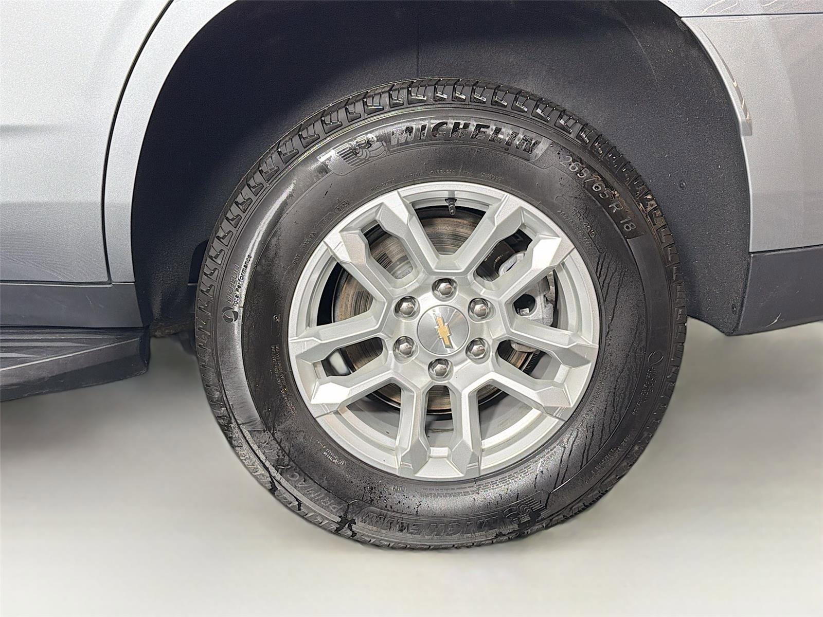 Used 2025 Chevrolet Tahoe LT AWD/4WD image 32