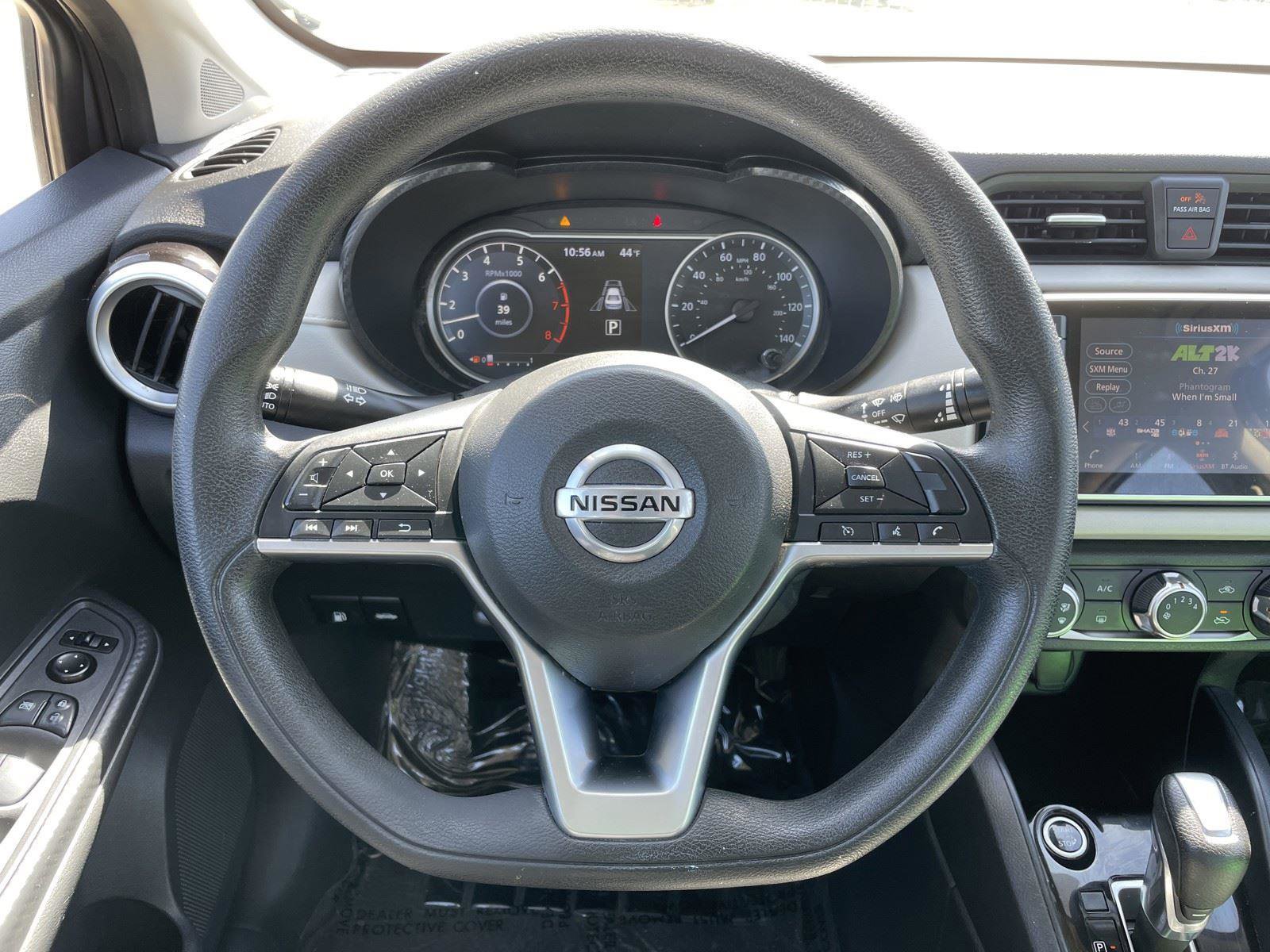 Used 2021 Nissan Versa SV FWD image 15