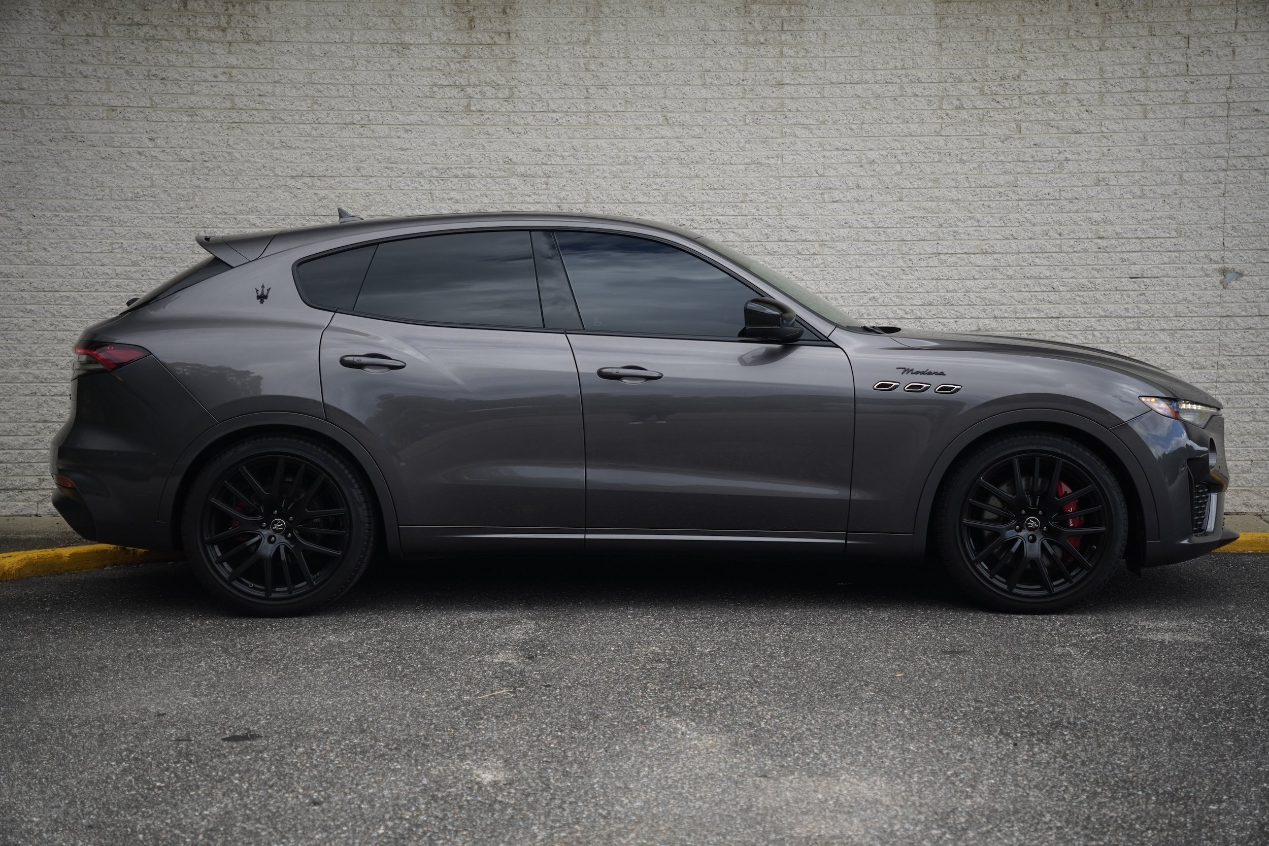 Used 2022 Maserati Levante Modena AWD/4WD image 8