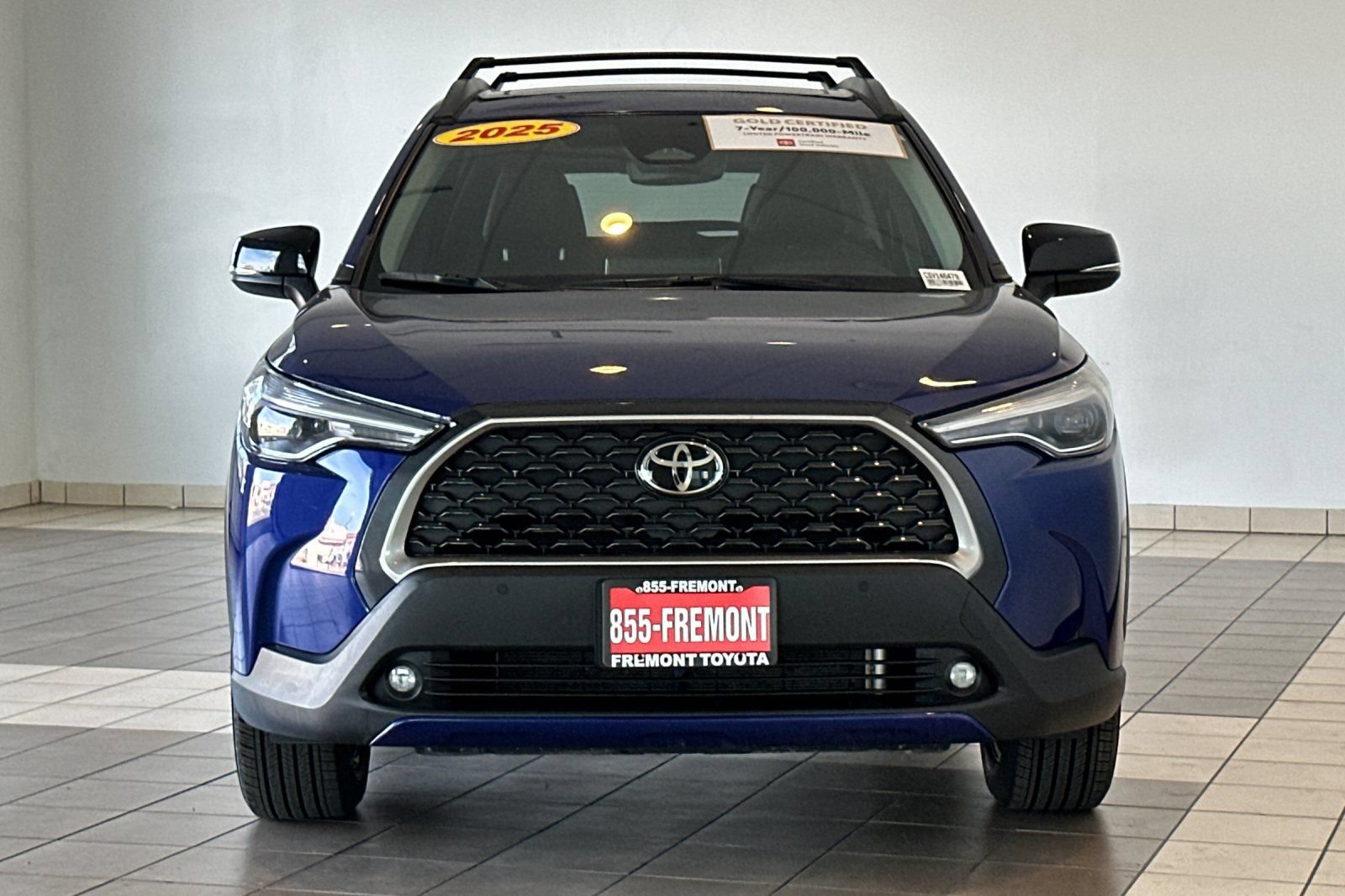 Certified 2025 Toyota Corolla Cross XLE FWD image 9