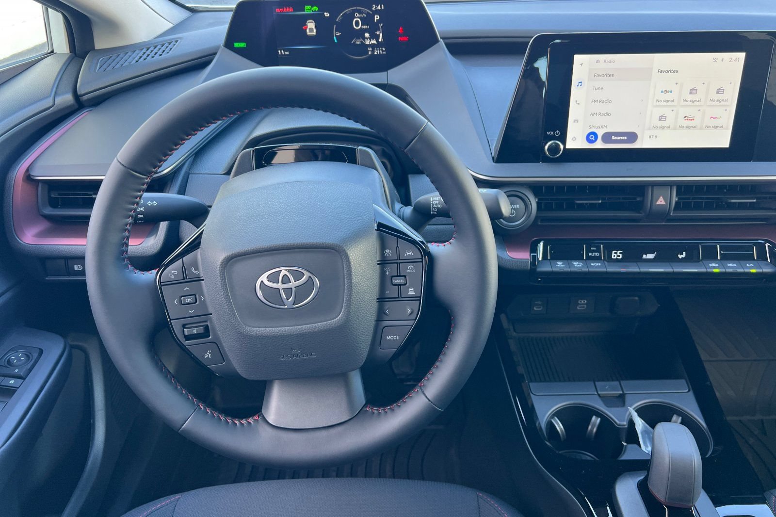 New 2026 Toyota Prius Plug-In Hybrid FWD image 11