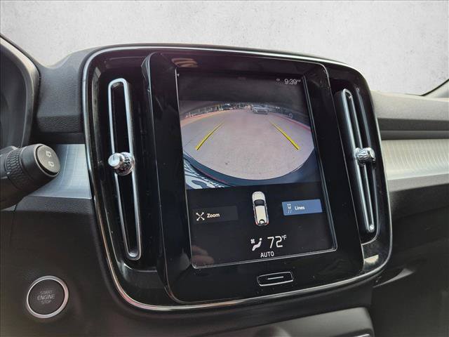 Used 2019 Volvo XC40 T5 Momentum AWD/4WD image 13