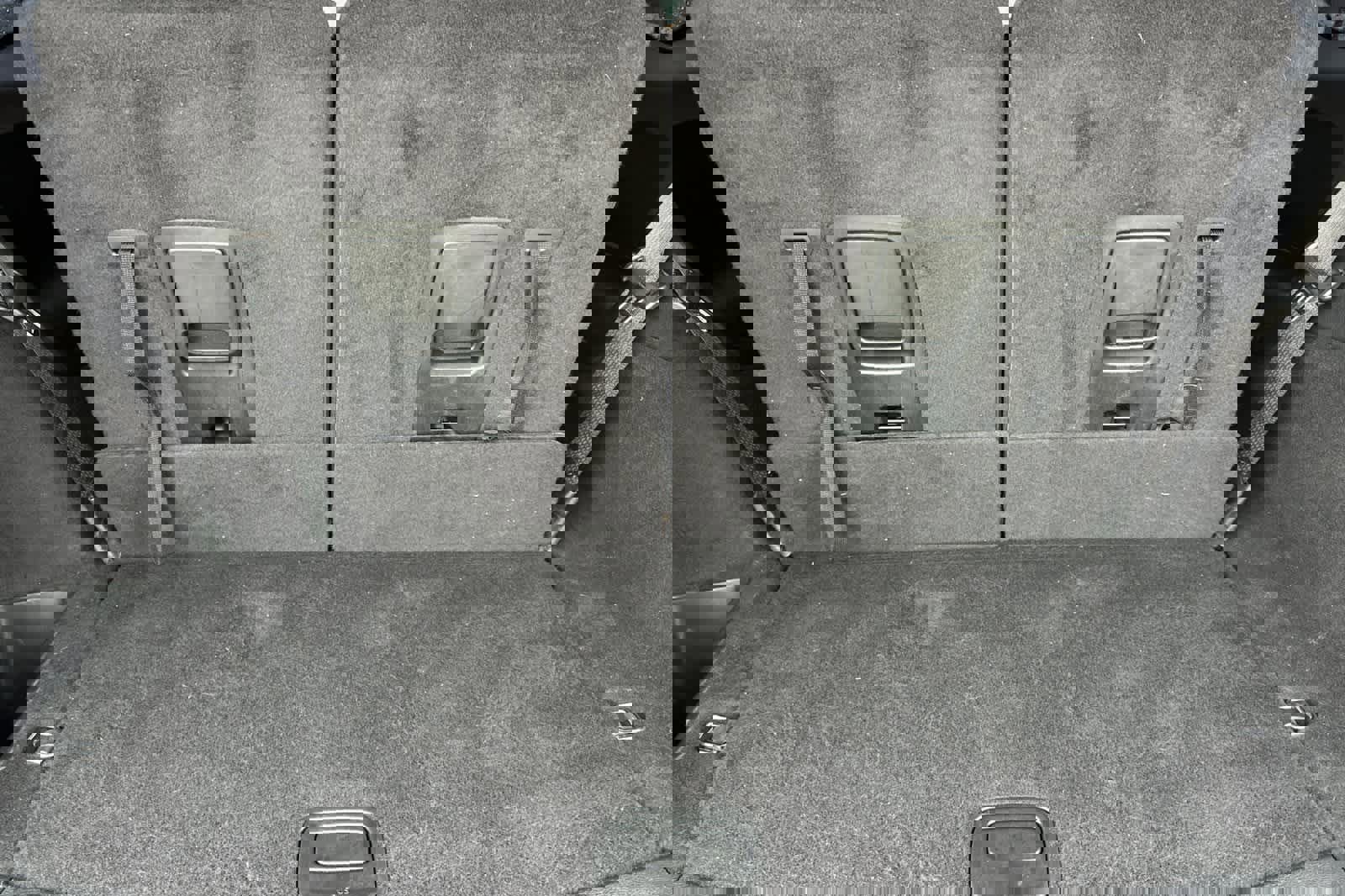 Used 2021 Dodge Durango R/T w/ Blacktop Package image 17