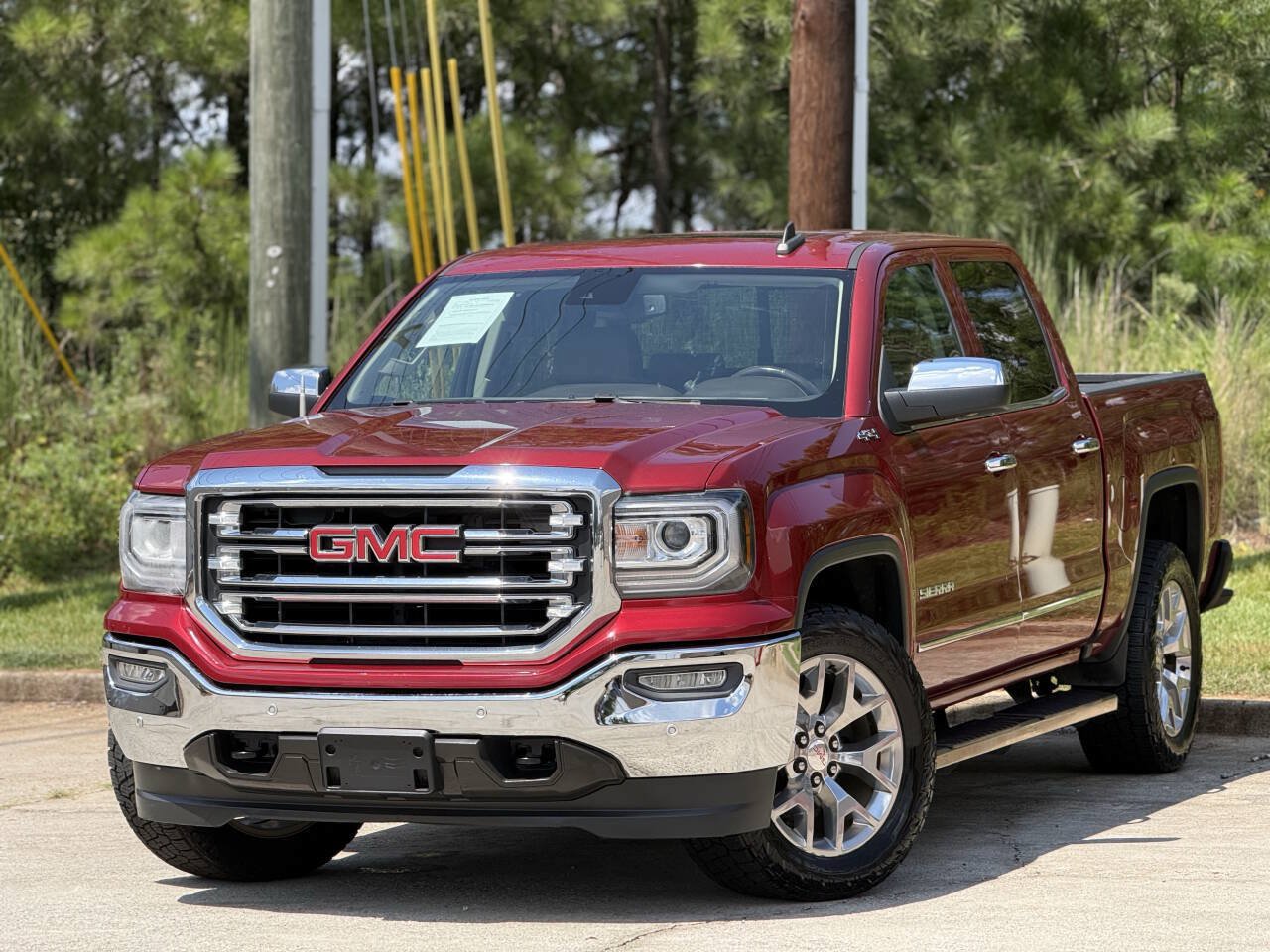 Used 2018 GMC Sierra 1500 SLT w/ SLT Premium Package AWD/4WD image 1