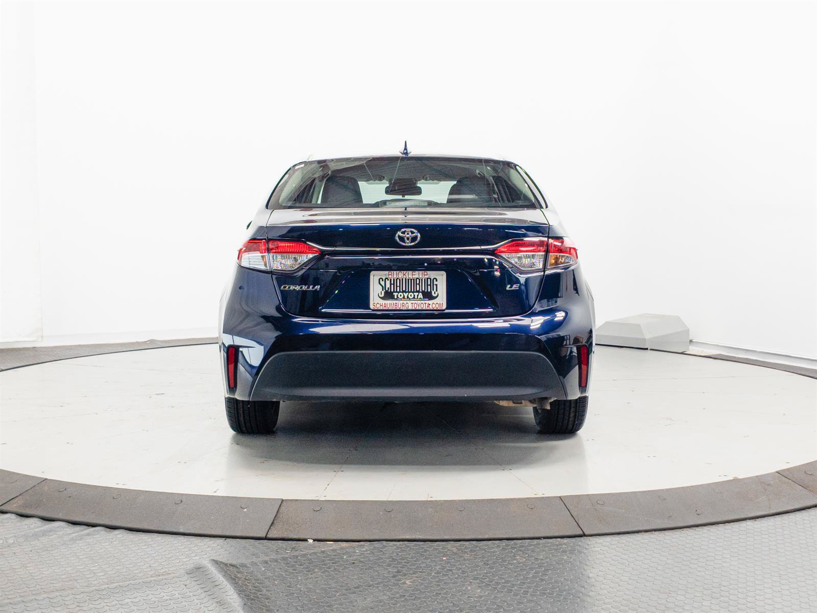Used 2023 Toyota Corolla LE FWD image 9