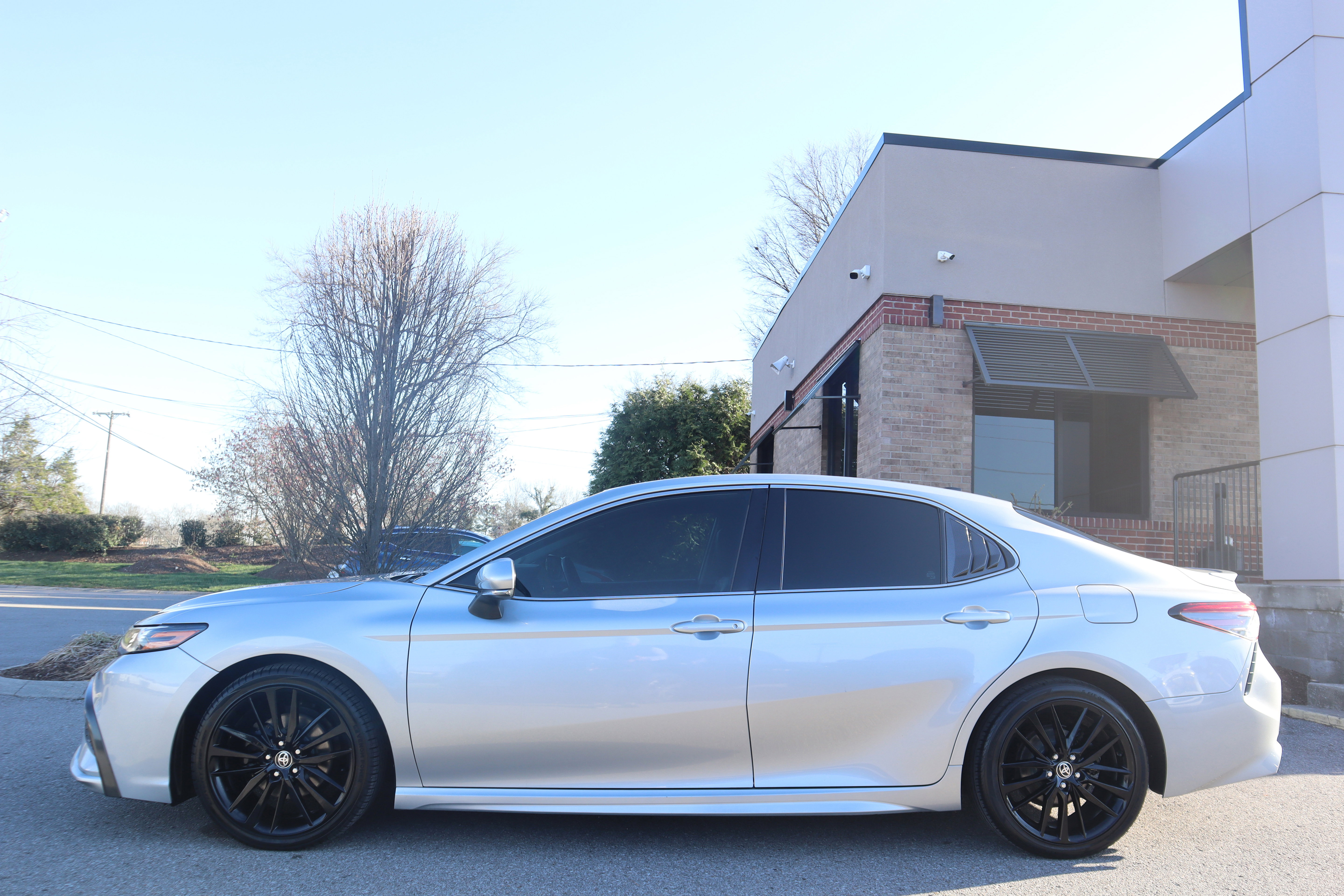 Used 2021 Toyota Camry XSE image 10