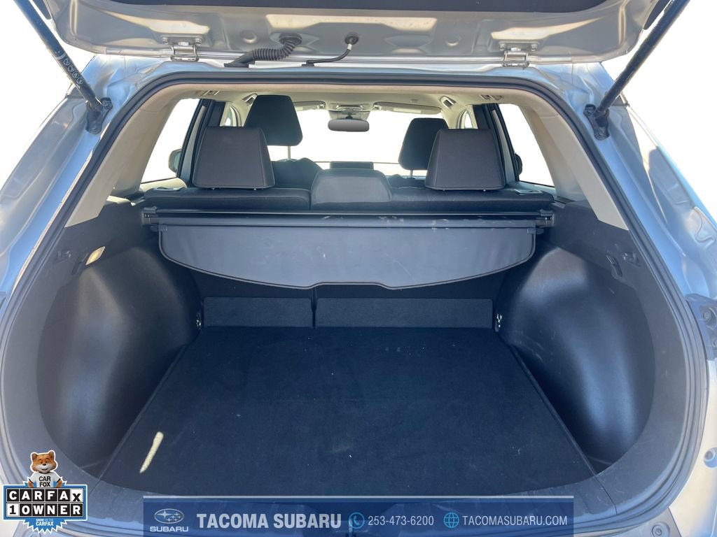 Used 2025 Toyota Corolla Cross LE AWD/4WD image 19