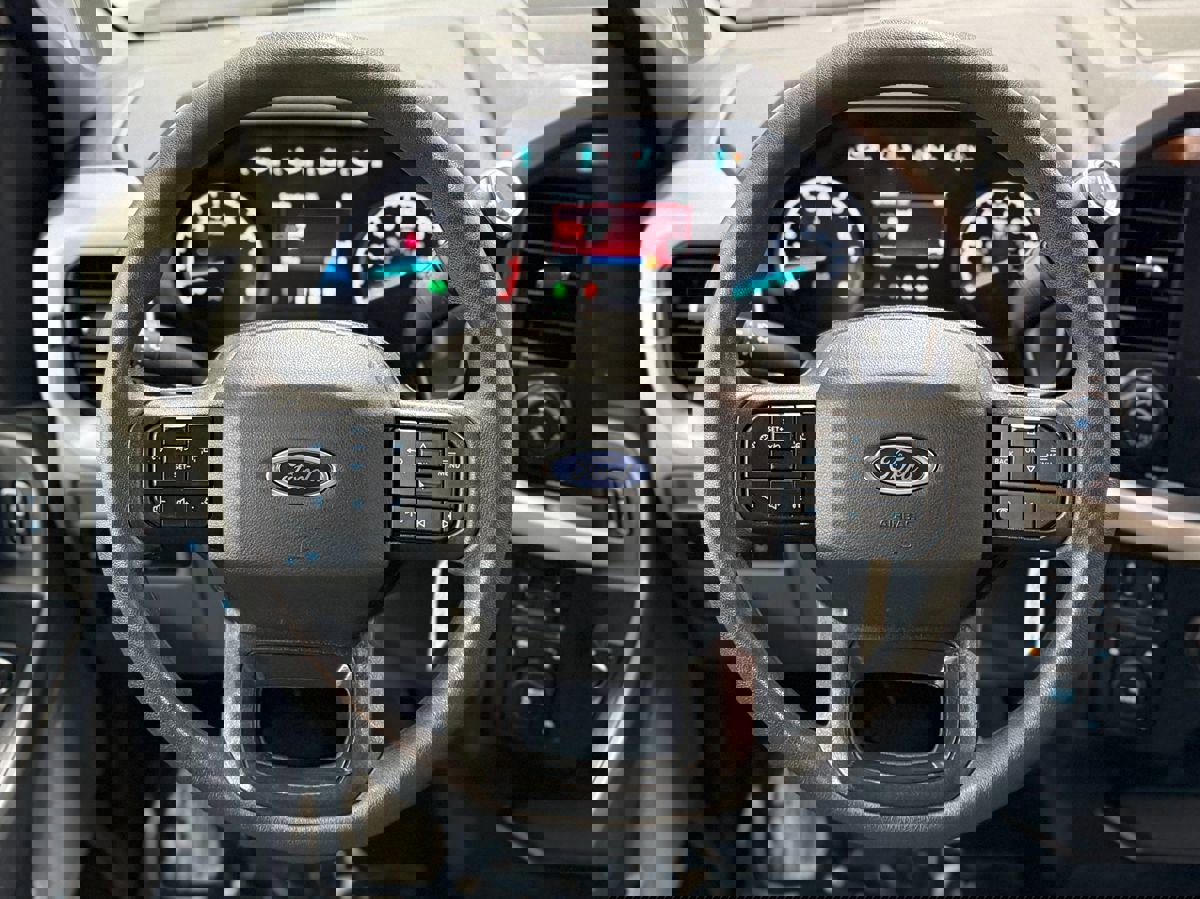 Used 2022 Ford F150 XLT w/ Trailer Tow Package image 15