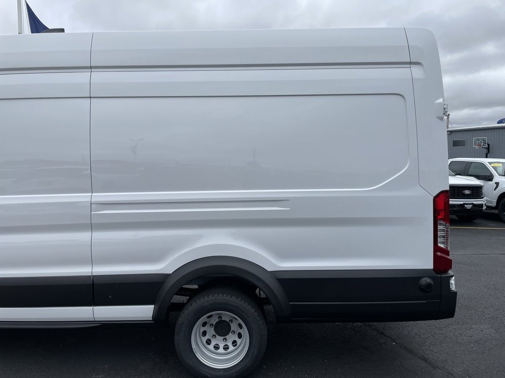 New 2026 Ford Transit 350 148 High Roof DRW AWD image 31