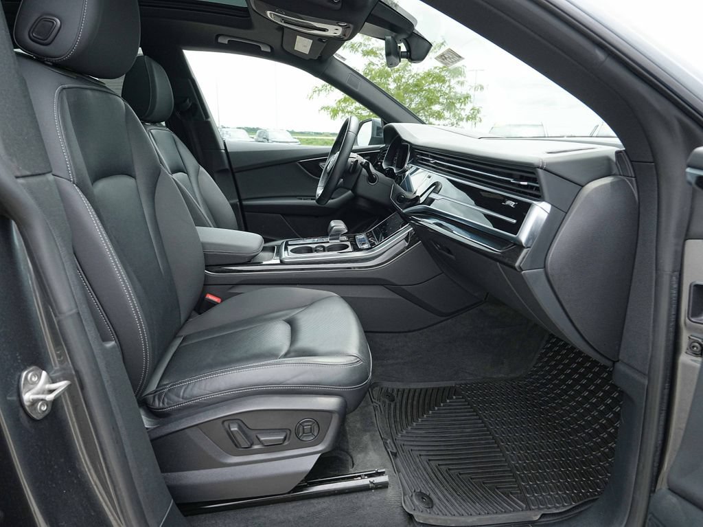 Used 2019 Audi Q8 Prestige AWD/4WD image 22