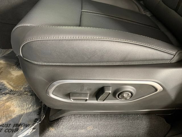 New 2026 Jeep Grand Wagoneer L Limited AWD/4WD image 11