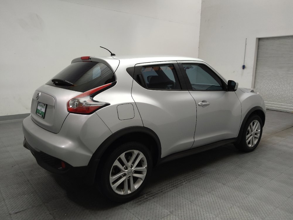 Used 2017 Nissan Juke S FWD image 9