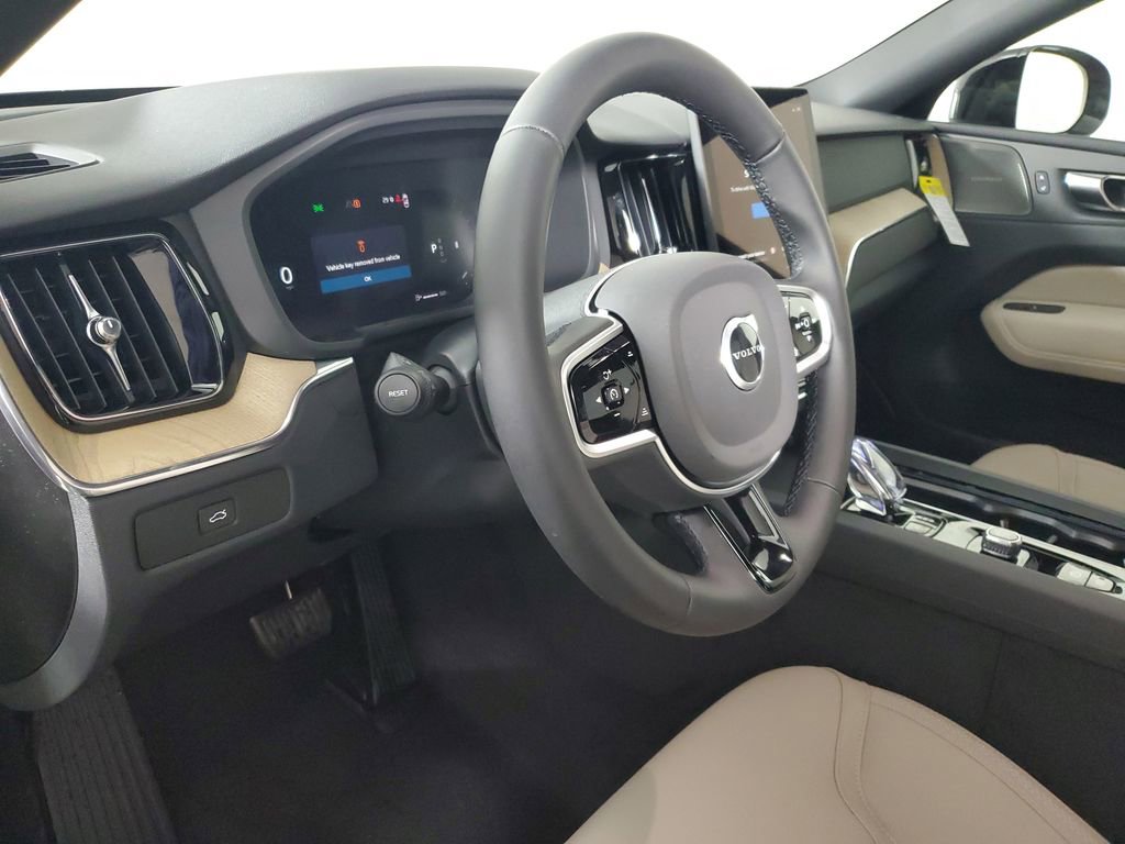 New 2026 Volvo XC60 B5 Plus w/ Climate Package image 25