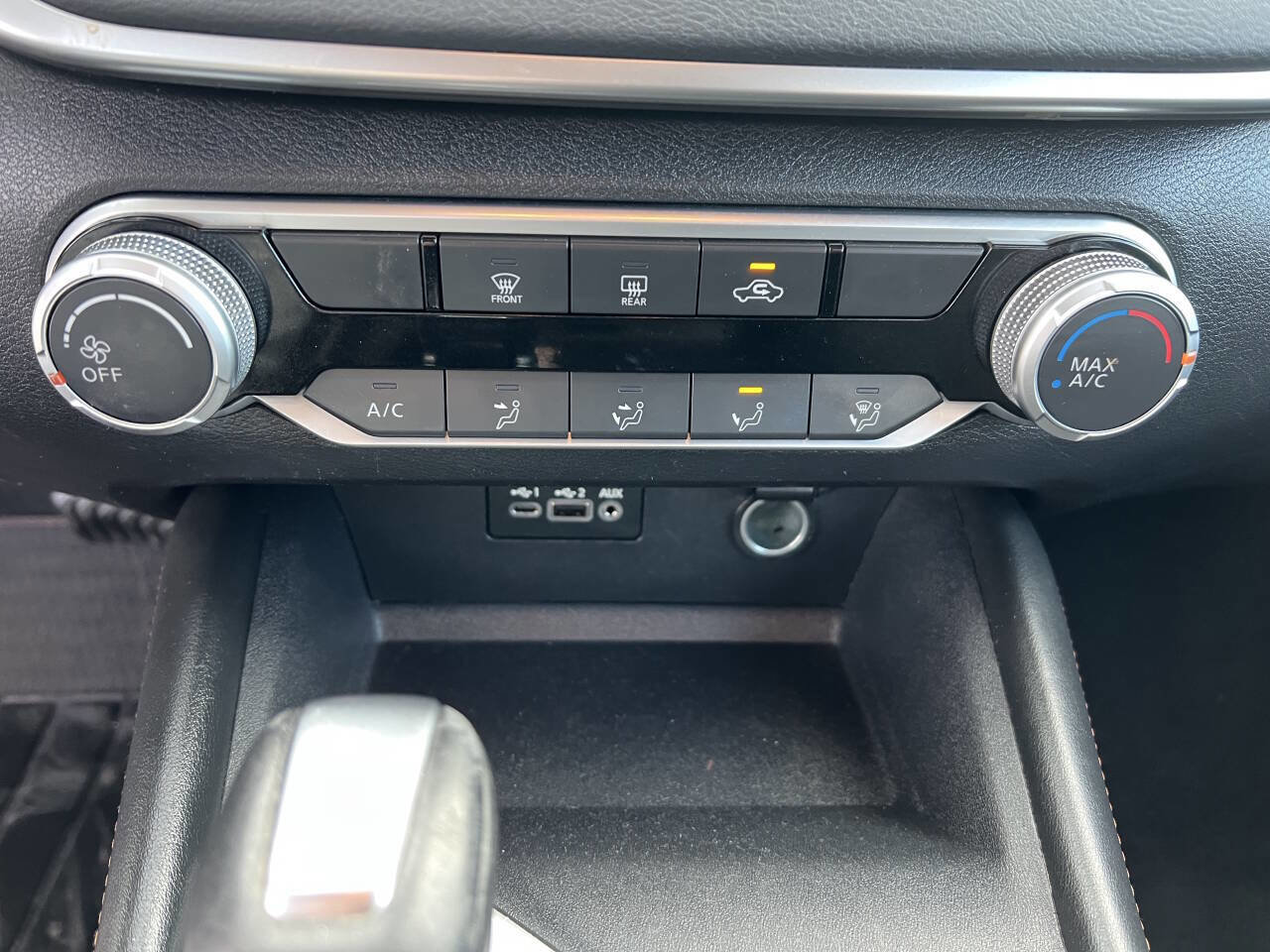 Used 2020 Nissan Altima 2.5 SR FWD image 12