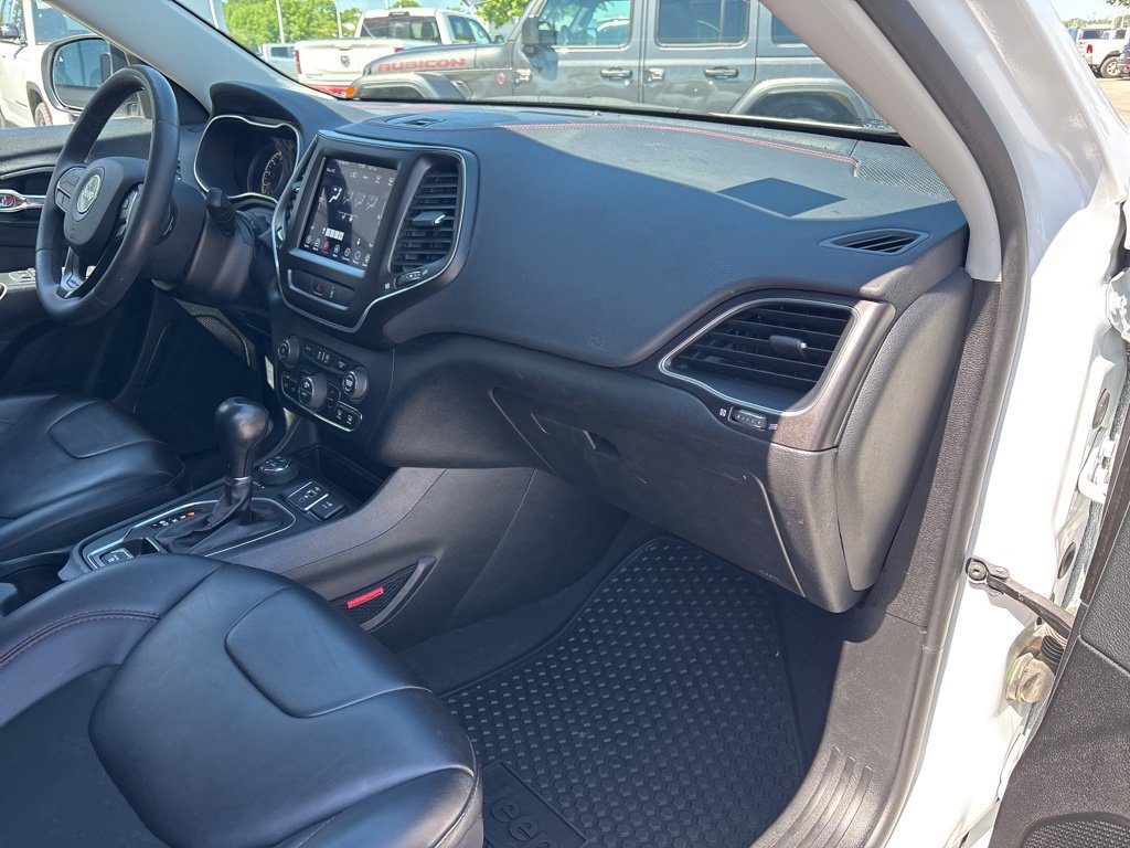 Used 2022 Jeep Cherokee Trailhawk w/ Comfort/Convenience Group AWD/4WD image 50
