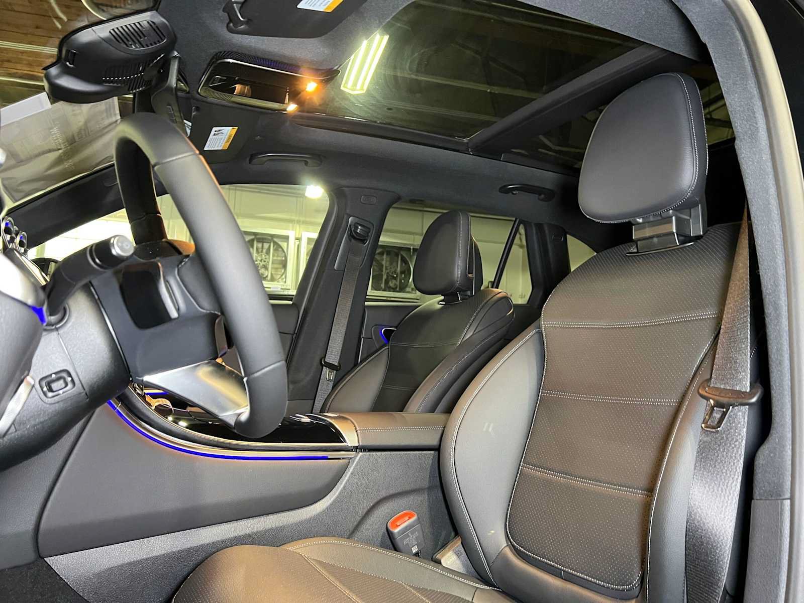 New 2027 Mercedes-Benz GLC 300 4MATIC image 24