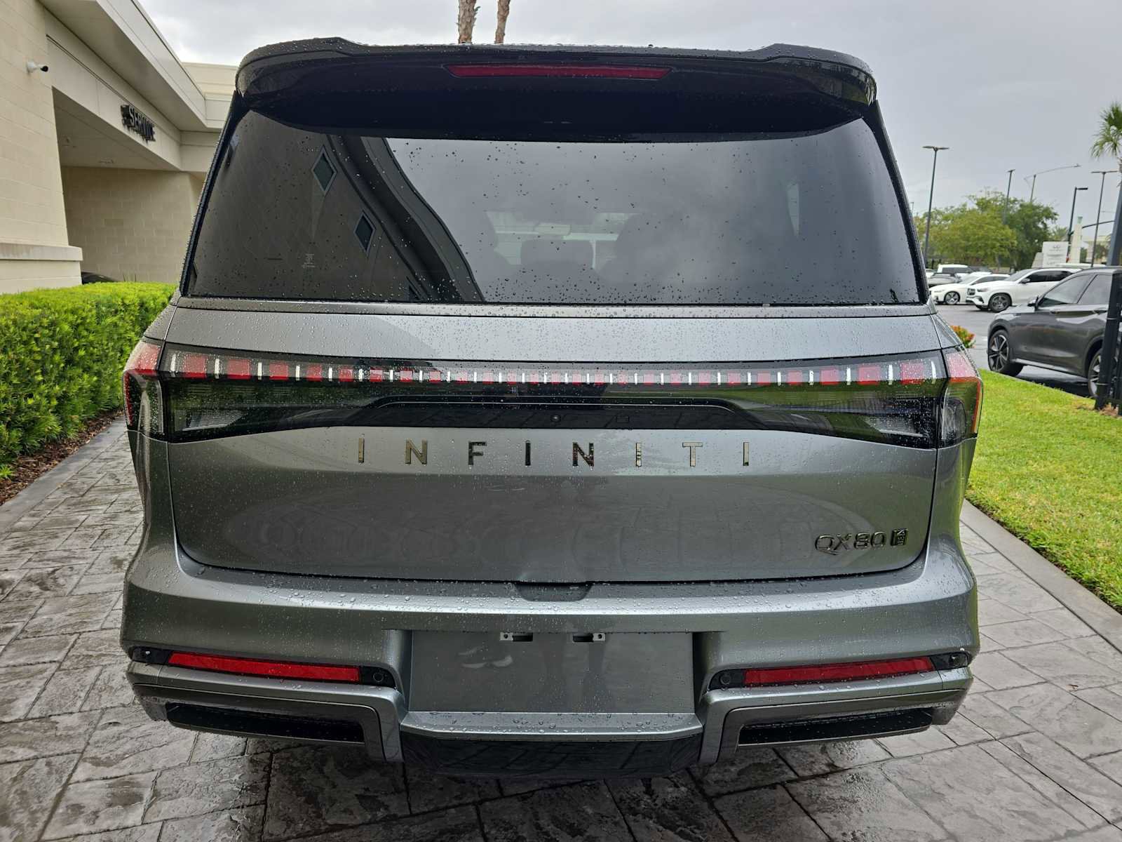 New 2026 INFINITI QX80 Autograph w/ Premium Cargo Package image 5