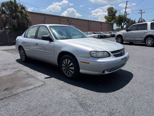 Used 2002 Chevrolet Malibu V6 w/ Preferred Equipment Group 1 FWD image 3