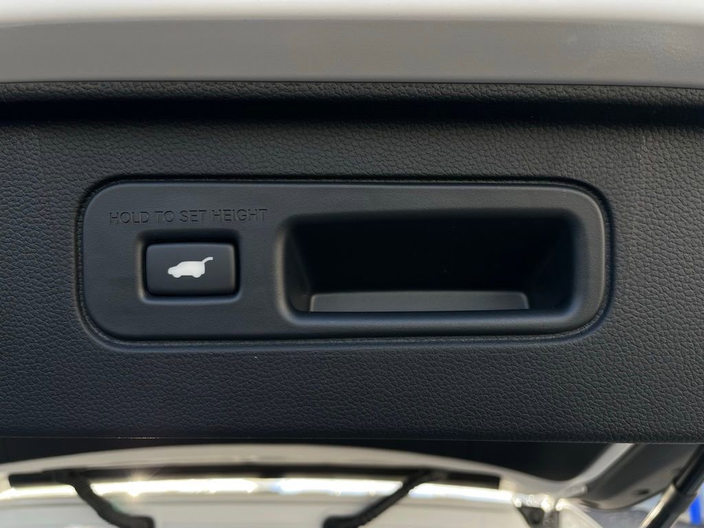 Used 2025 Honda Pilot EX-L image 44