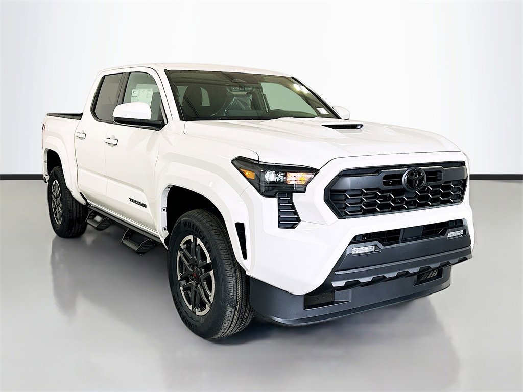 New 2026 Toyota Tacoma TRD Sport image 3