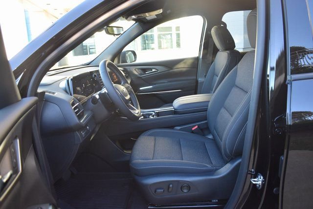 New 2026 Chevrolet Traverse LT w/ Driver Confidence Package image 16