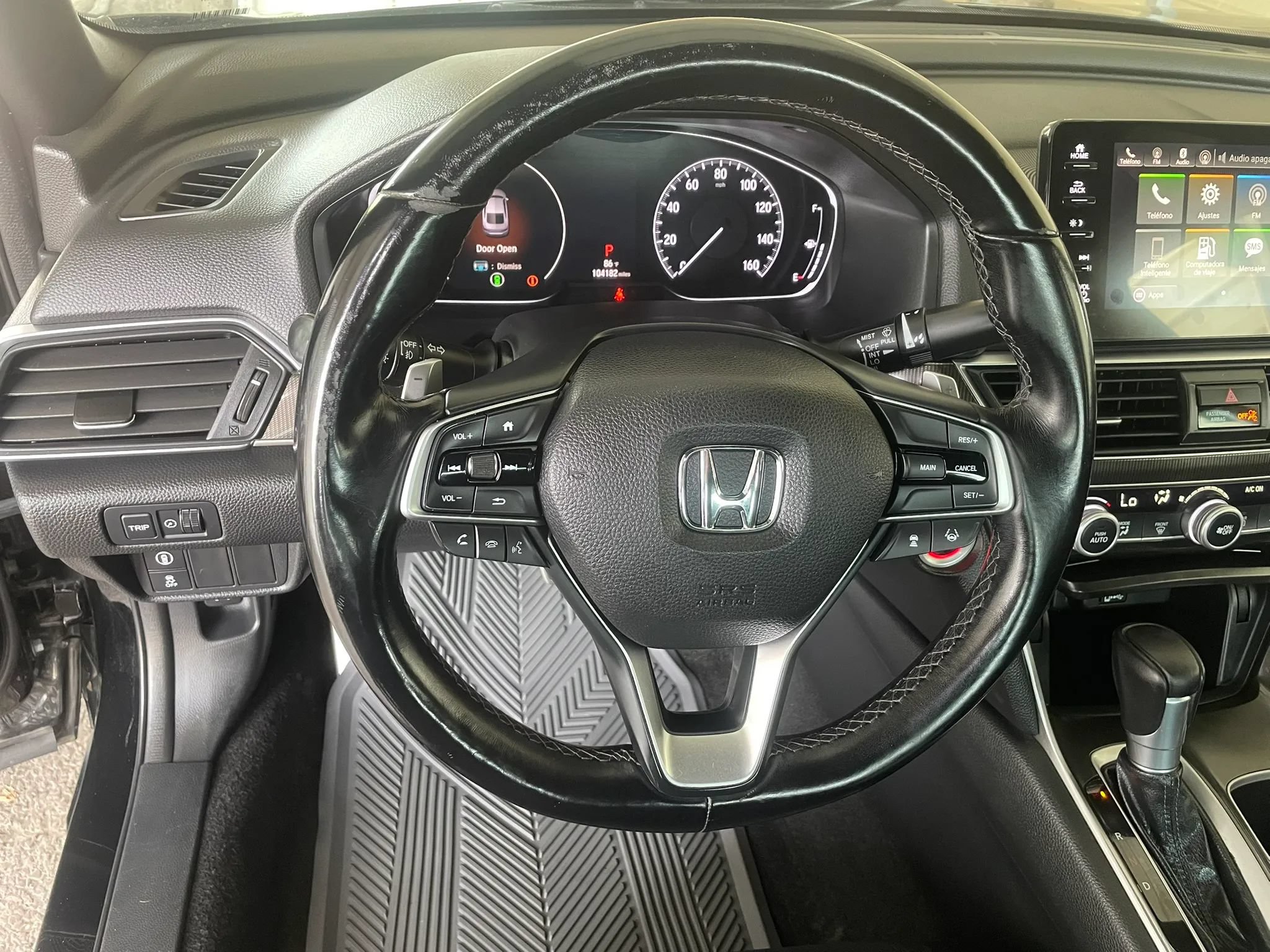 Used 2018 Honda Accord Sport image 10