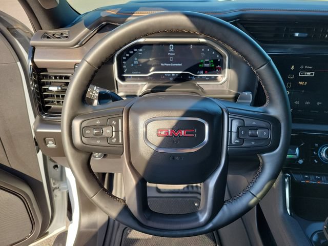 Used 2023 GMC Sierra 1500 AT4 w/ AT4 Premium Package AWD/4WD image 17