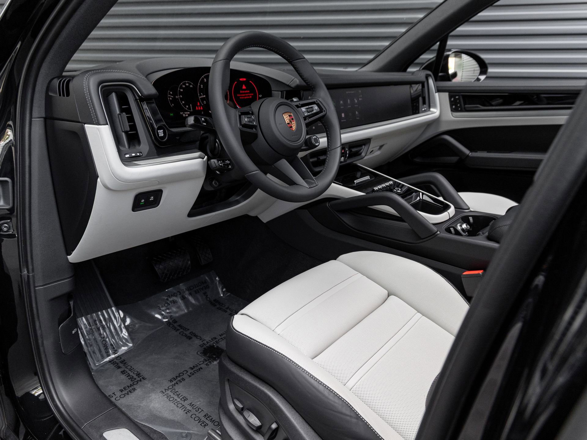 New 2026 Porsche Cayenne image 4