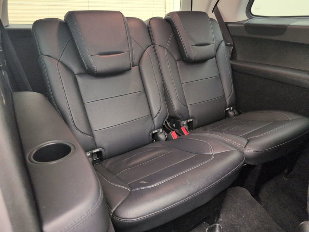 Used 2018 Mercedes-Benz GLS 550 4MATIC image 17