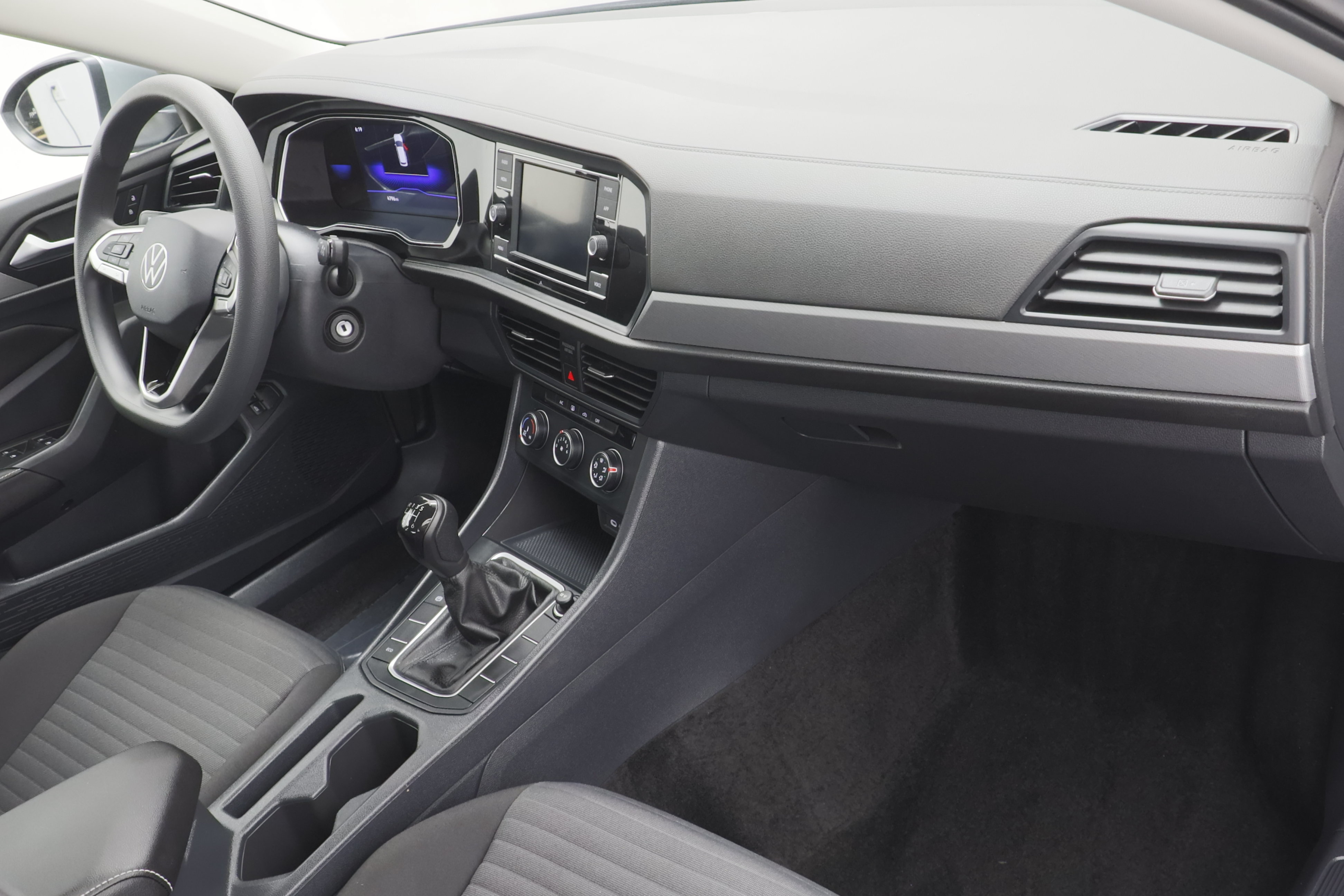 Certified 2023 Volkswagen Jetta S FWD image 24