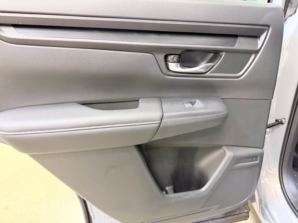 Used 2026 Honda CR-V EX image 17