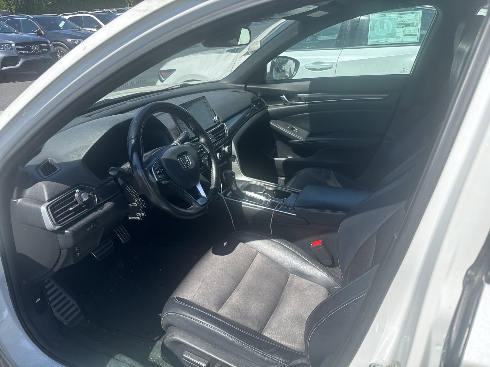 Used 2018 Honda Accord Sport image 2