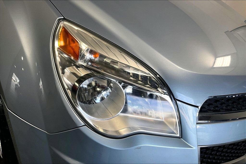 Used 2015 Chevrolet Equinox LT w/ Driver Convenience Package image 27