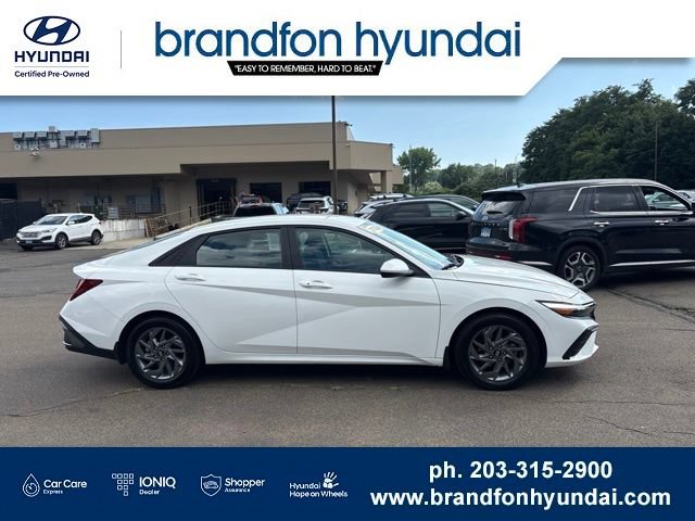 Certified 2024 Hyundai Elantra SEL FWD image 7