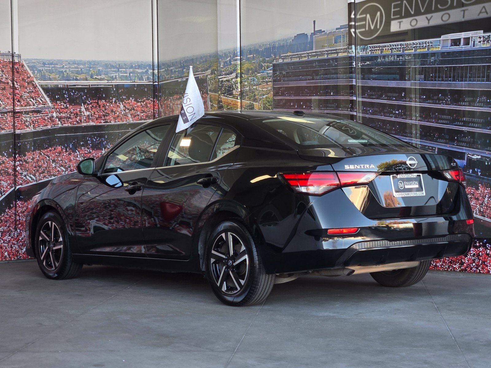 Used 2024 Nissan Sentra SV FWD image 5