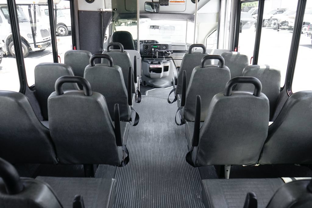 Used 2013 Ford E-450 and Econoline 450 Super Duty w/ Shuttle Bus Prep Pkg RWD image 30