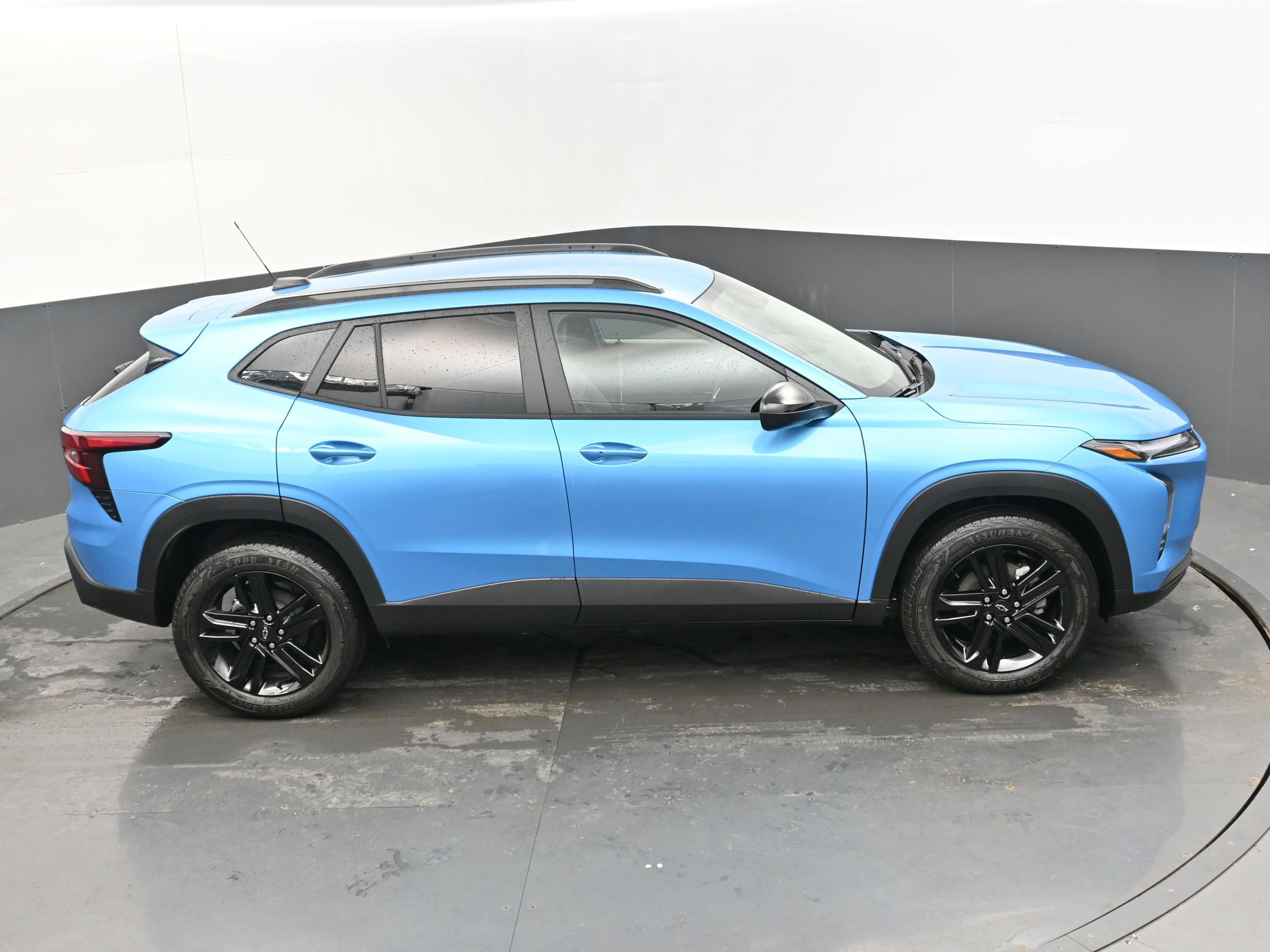 Used 2025 Chevrolet Trax ACTIV FWD image 51