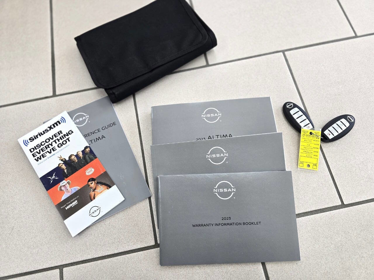 Used 2023 Nissan Altima 2.5 SV w/ SV Premium Package image 41