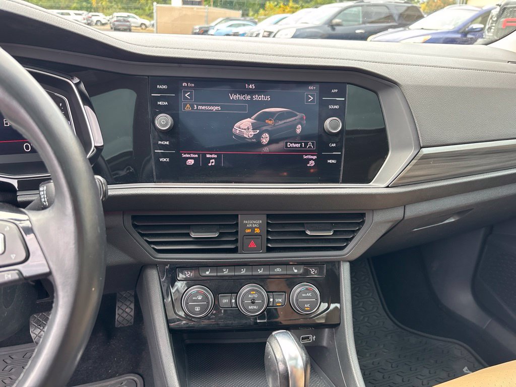 Used 2019 Volkswagen Jetta SEL FWD image 18