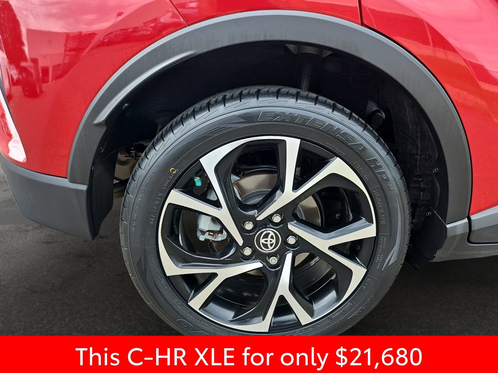 Used 2021 Toyota C-HR XLE FWD image 43