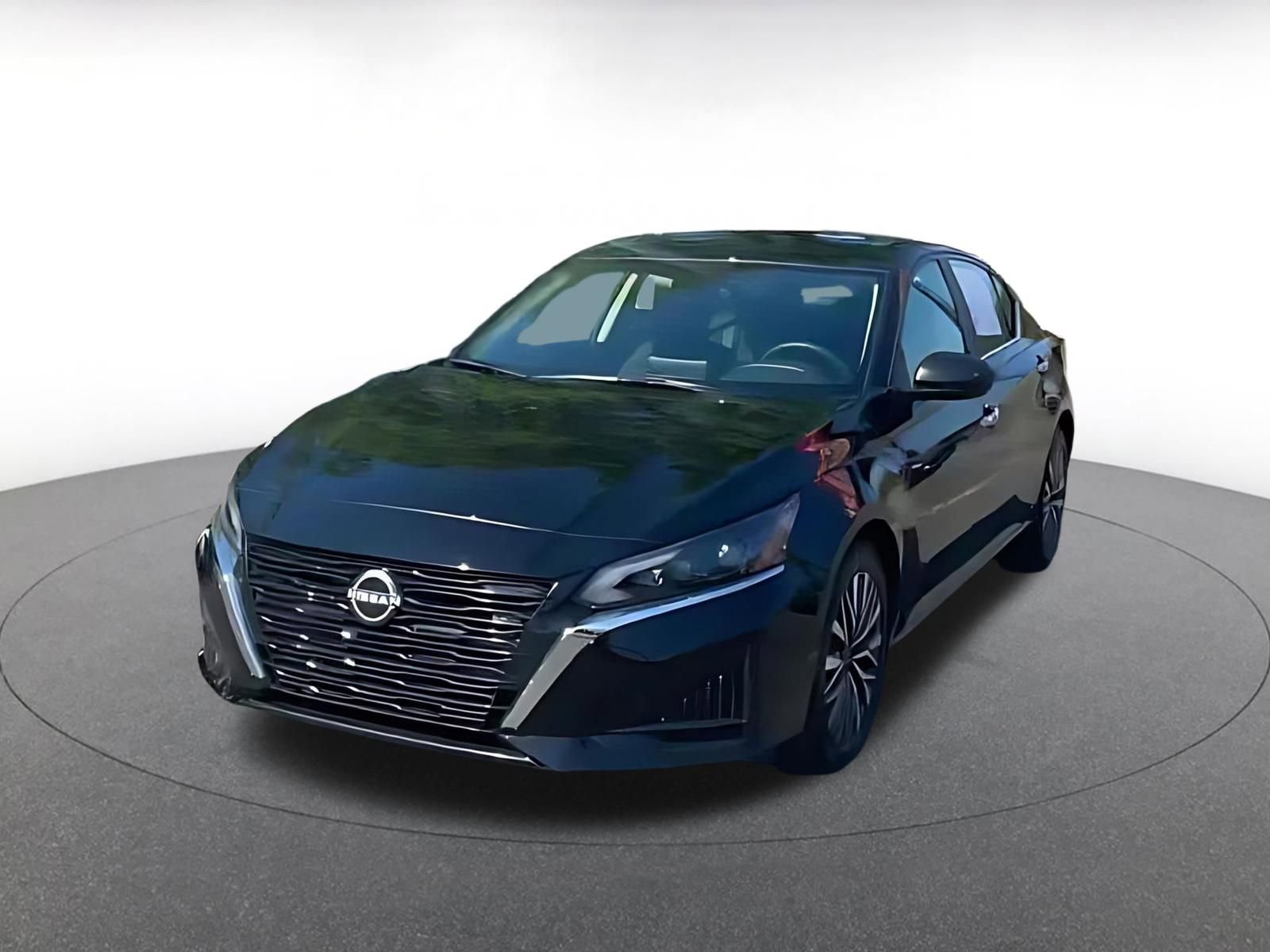 Used 2025 Nissan Altima 2.5 SV image 7